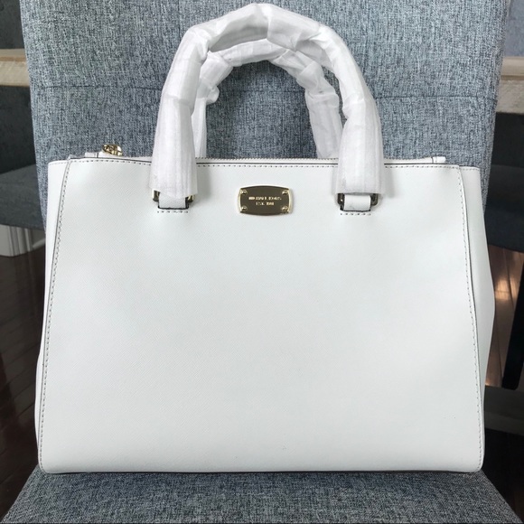 WHTE MICHAEL KORS PURSE W/ CROSSBODY -MSRP $328!! - Picture 1 of 12